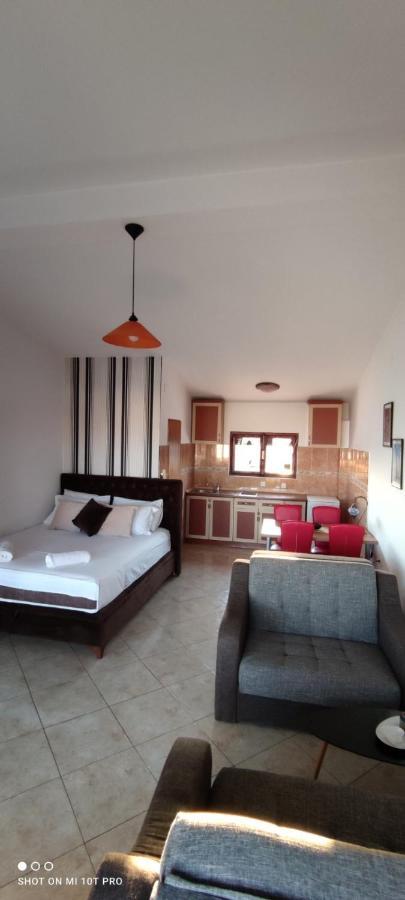 Apartments Tara Ulcinj Buitenkant foto