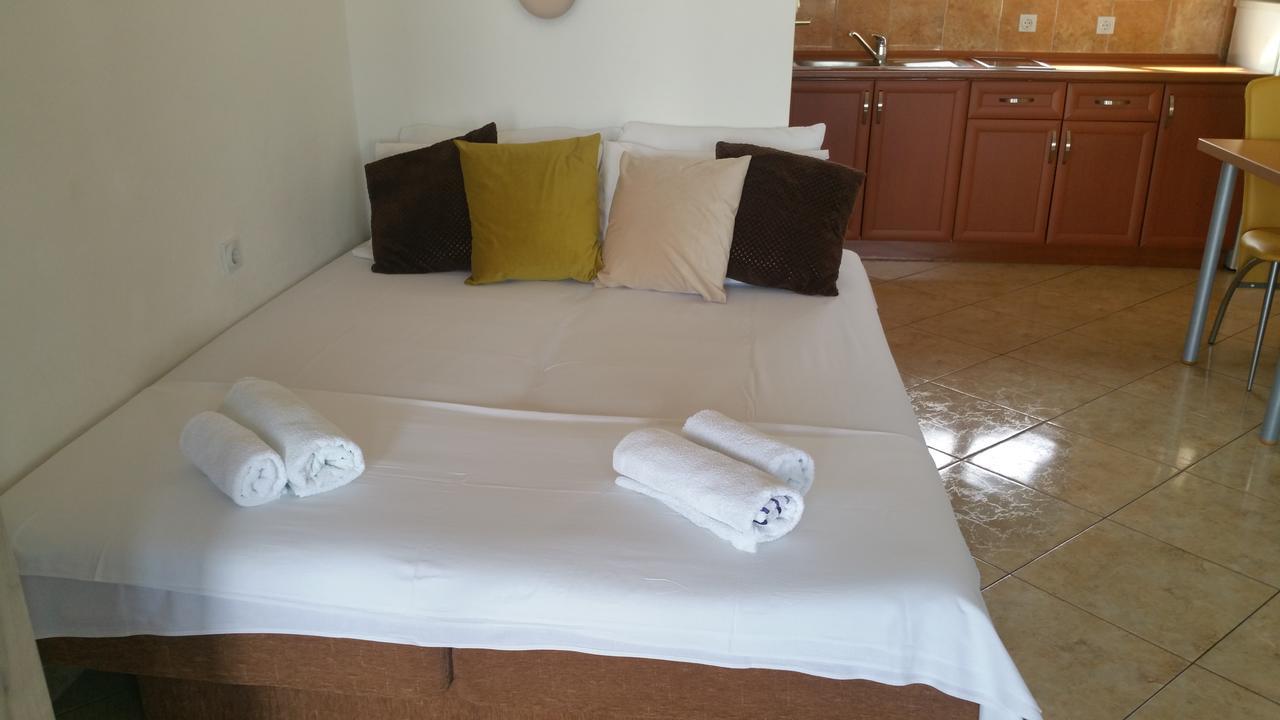 Apartments Tara Ulcinj Buitenkant foto